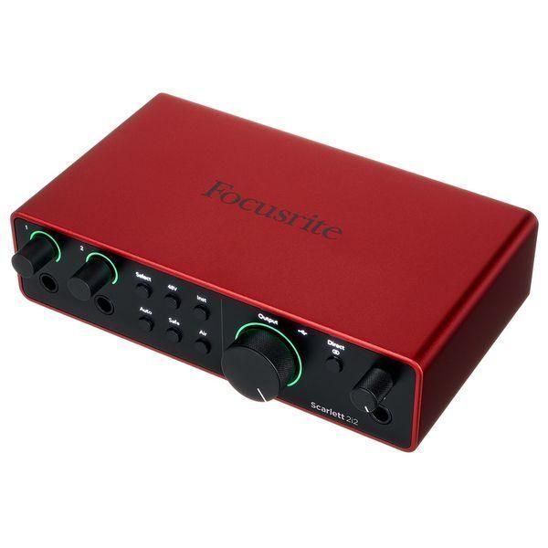 Аудіоінтерфейс Focusrite Scarlett 2i2 4th Generation 719297600973 фото