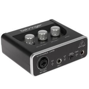 Звуковая карта Behringer U-Phoria UM2 719297600927 фото