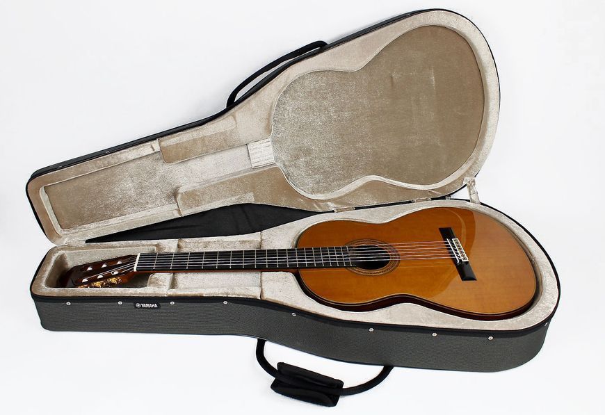 Класична гітара YAMAHA GC32C 719297600072 фото