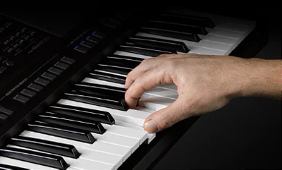 Yamaha PSR-SX700